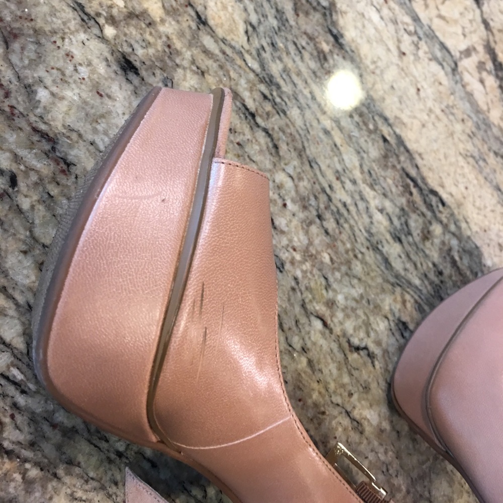 Jessica Simpson pomps - Picture 3 of 5